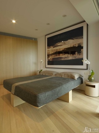 简约风格公寓富裕型卧室床头柜效果图