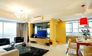 简约风格二居室简洁富裕型客厅沙发图片