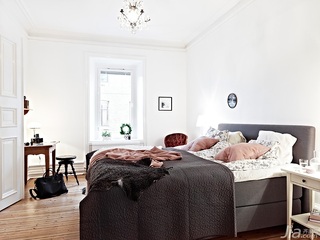 欧式风格公寓90平米卧室床效果图