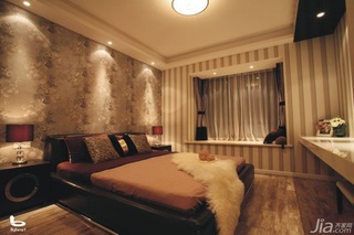 简约风格三居室唯美富裕型卧室飘窗床图片