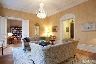 欧式风格公寓豪华型客厅沙发图片