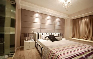 简约风格三居室舒适富裕型卧室飘窗床图片
