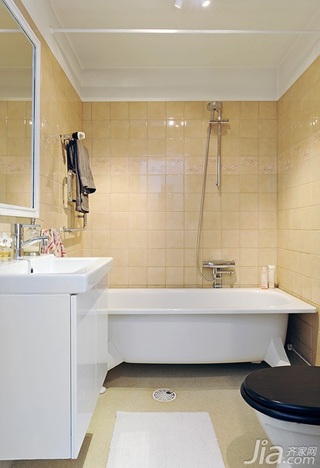 北欧风格公寓经济型60平米卫生间装潢