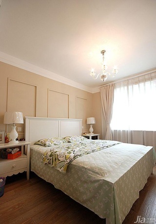 地中海风格三居室简洁富裕型卧室床图片