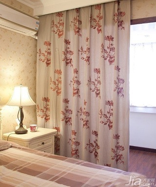 美式乡村风格复式富裕型110平米卧室床头柜图片