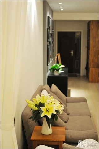 简约风格公寓实用经济型80平米客厅沙发图片