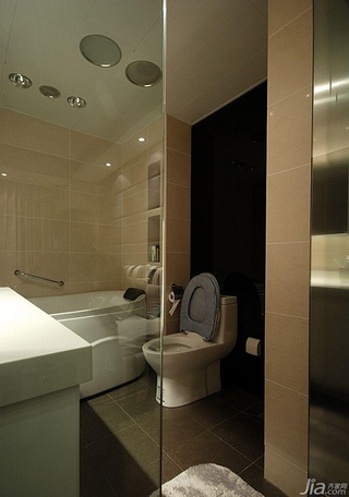 简约风格三居室简洁富裕型卫生间装修