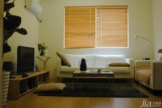 日式风格公寓经济型80平米客厅沙发图片
