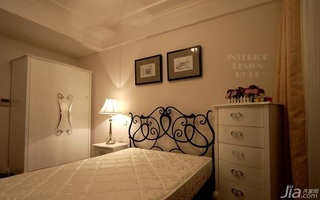 简欧风格三居室简洁富裕型卧室卧室背景墙床图片