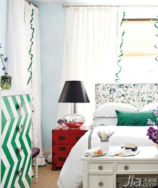 美式乡村风格小户型卧室床图片