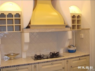 混搭风格三居室简洁富裕型厨房灯具效果图