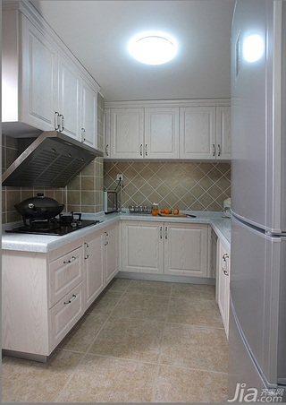 公寓实用白色富裕型80平米厨房橱柜效果图