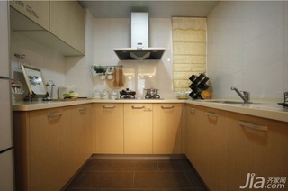 公寓实用富裕型80平米厨房橱柜设计