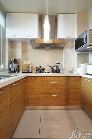 公寓实用富裕型80平米厨房橱柜定制