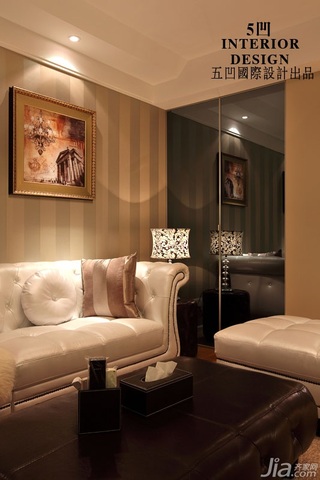 欧式风格公寓富裕型客厅沙发效果图