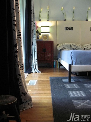 混搭风格二居室简洁经济型卧室床图片