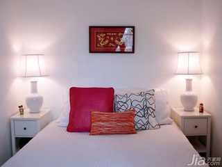 简约风格公寓富裕型卧室床头柜图片