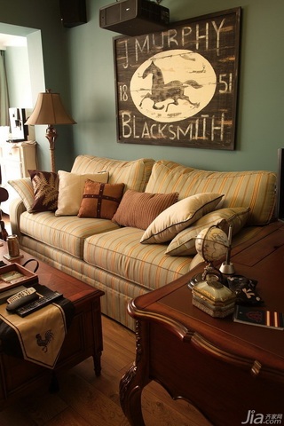 美式风格三居室经济型客厅沙发图片