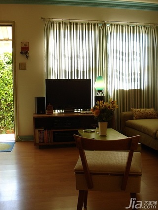 简约风格经济型100平米客厅电视柜海外家居