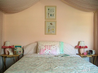 田园风格三居室简洁富裕型卧室卧室背景墙床图片