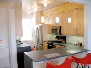 简约风格二居室简洁原木色经济型厨房吧台橱柜效果图