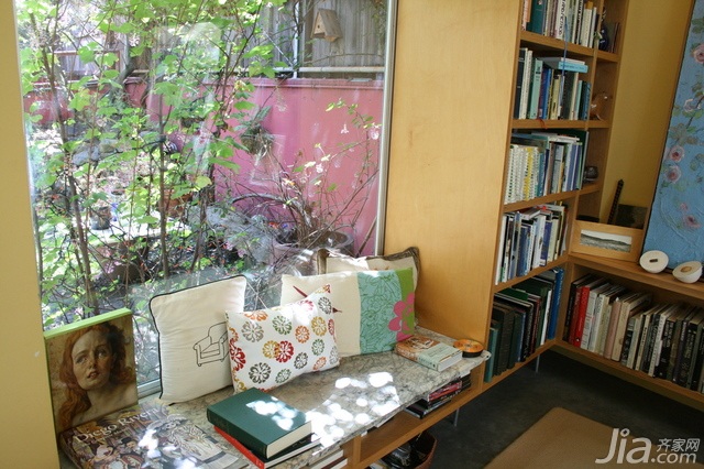 ,,公寓装修,二居室装修,110平米装修,经济型装修,混搭风格,海外家居,客厅,飘窗