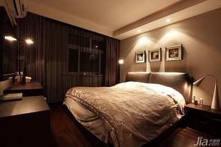 简约风格二居室富裕型卧室床图片
