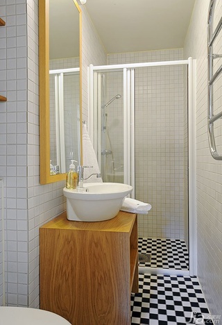 宜家风格公寓经济型卫生间洗手台效果图