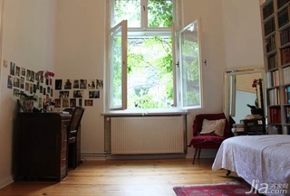 欧式风格二居室富裕型卧室书桌海外家居