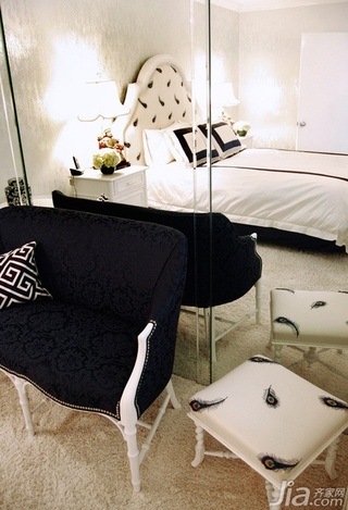欧式风格复式舒适富裕型130平米卧室床海外家居