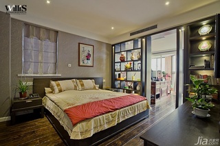 新中式风格复式富裕型卧室隔断床图片