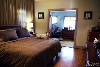 三居室简洁富裕型卧室卧室背景墙床图片