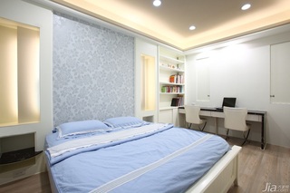 简约风格公寓富裕型140平米以上卧室卧室背景墙书桌台湾家居