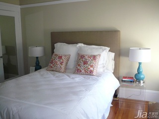 简约风格二居室舒适经济型100平米卧室床海外家居