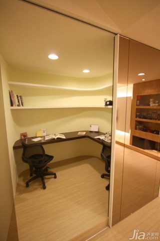 简约风格公寓富裕型80平米书房书桌台湾家居