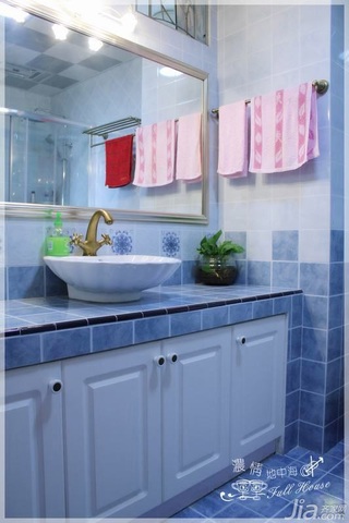 混搭风格三居室蓝色15-20万110平米卫生间洗手台婚房家居图片