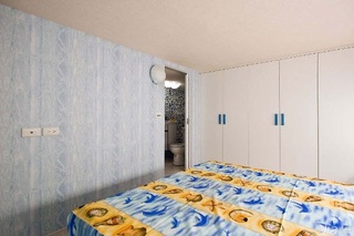 地中海风格公寓富裕型80平米卧室衣柜台湾家居