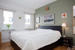 北欧风格公寓舒适卧室床效果图