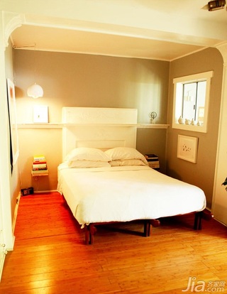 简约风格二居室简洁富裕型卧室床海外家居