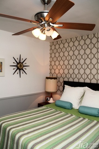 简约风格三居室舒适富裕型卧室吊顶床海外家居