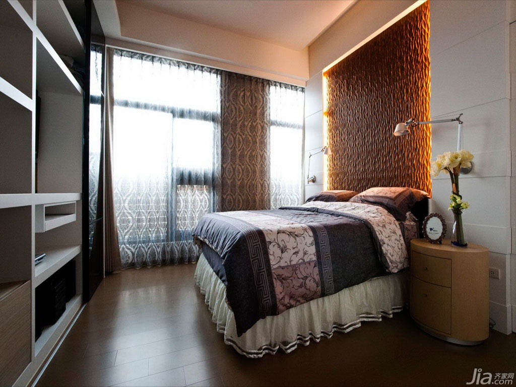婚房装修,公寓装修,二居室装修,富裕型装修,简约风格,台湾家居,卧室,床,床头柜,卧室背景墙