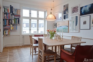 北欧风格公寓原木色经济型70平米餐桌海外家居