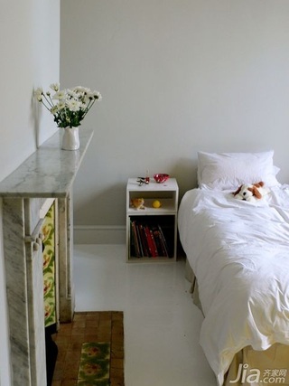 简约风格小户型经济型70平米卧室床海外家居