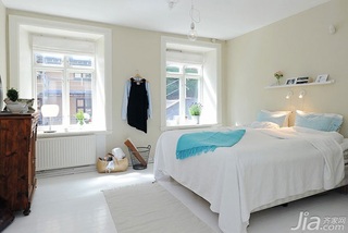 北欧风格复式白色经济型卧室床图片