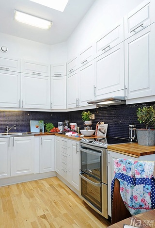 宜家风格三居室经济型110平米厨房橱柜定制