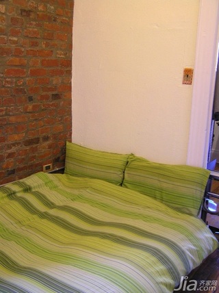 混搭风格小户型舒适经济型60平米卧室床海外家居