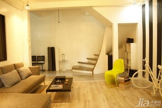 简约风格别墅经济型90平米客厅楼梯沙发海外家居