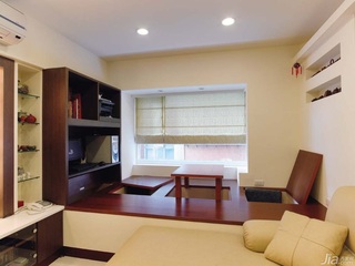 简约风格公寓经济型70平米客厅地台台湾家居