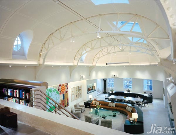 公寓装修,100平米装修,经济型装修,新古典风格,海外家居,楼梯,客厅,沙发,茶几