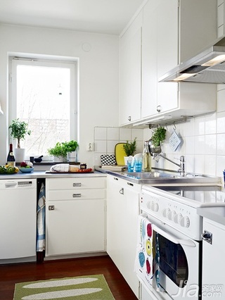 简约风格小户型经济型60平米厨房橱柜设计图纸